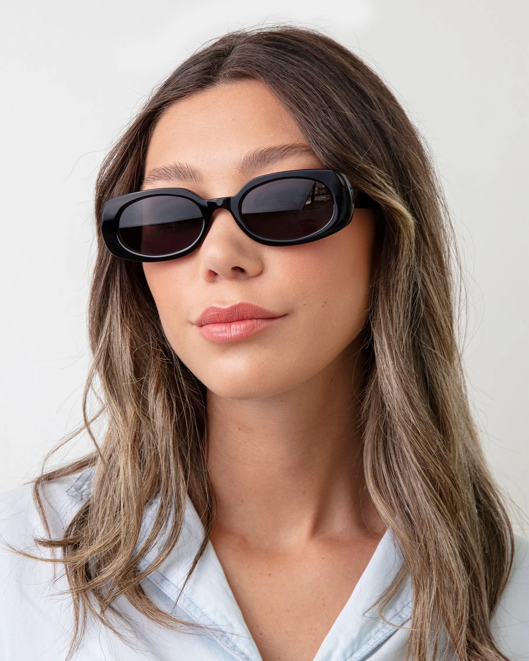 Shirley Sunglasses sold by Illesteva product image thumbnail 5