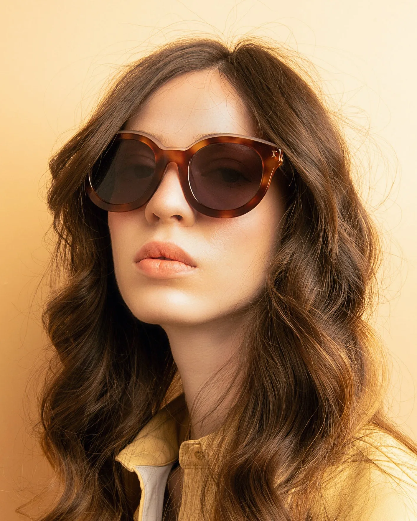 Echo Park Sunglasses sold by Illesteva product image thumbnail 4