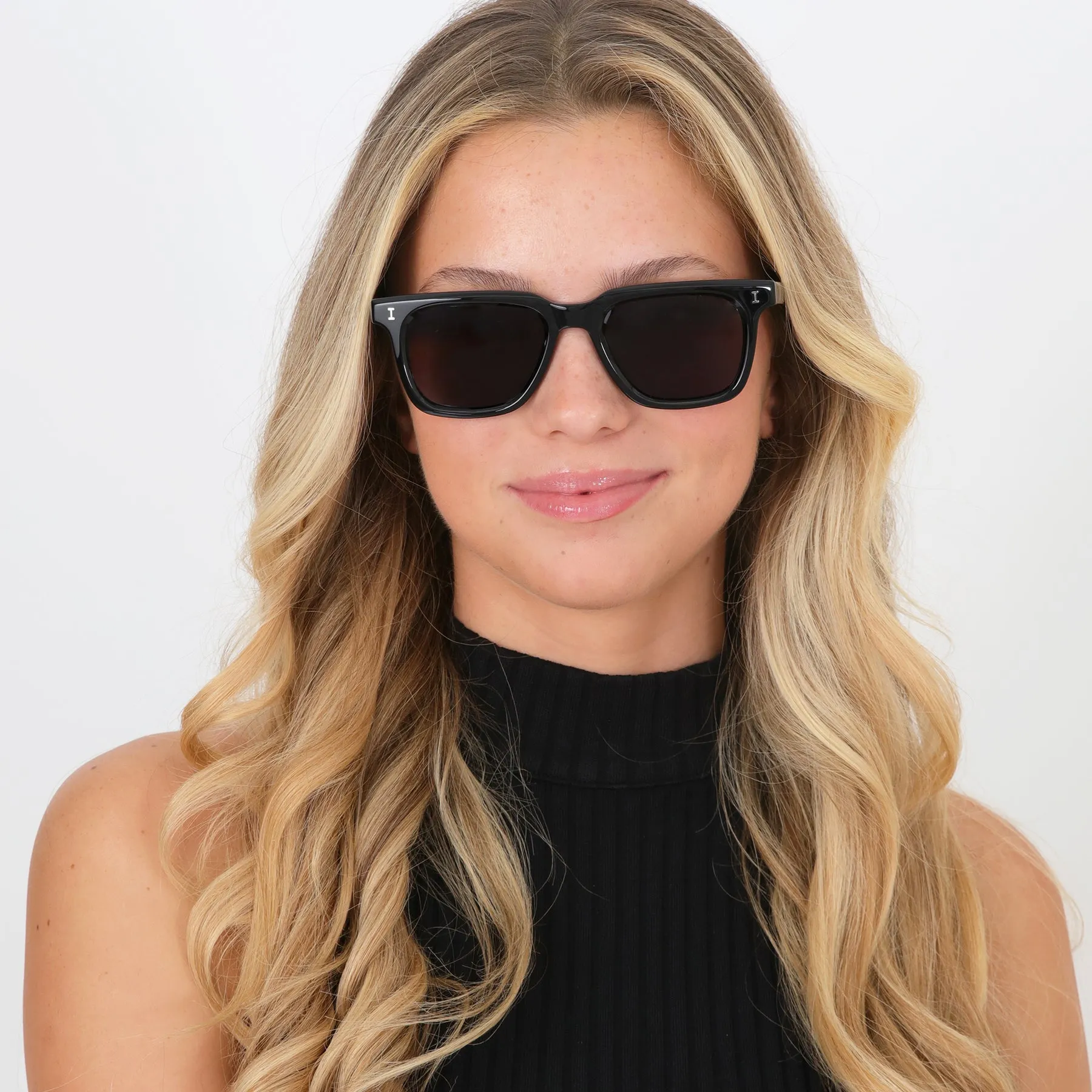 Toscana Sunglasses sold by Illesteva product image thumbnail 3