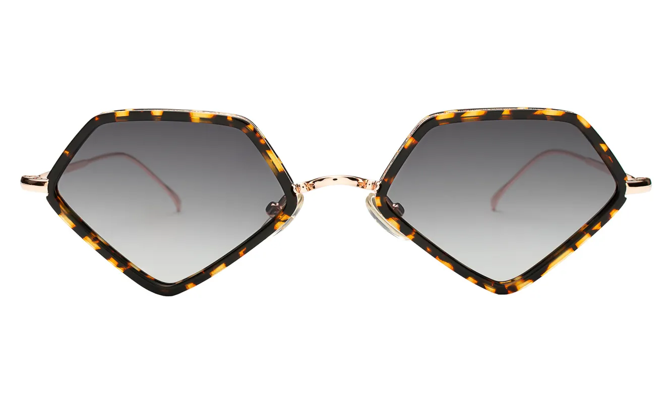 Beak Ace 53 Sunglasses sold by Illesteva