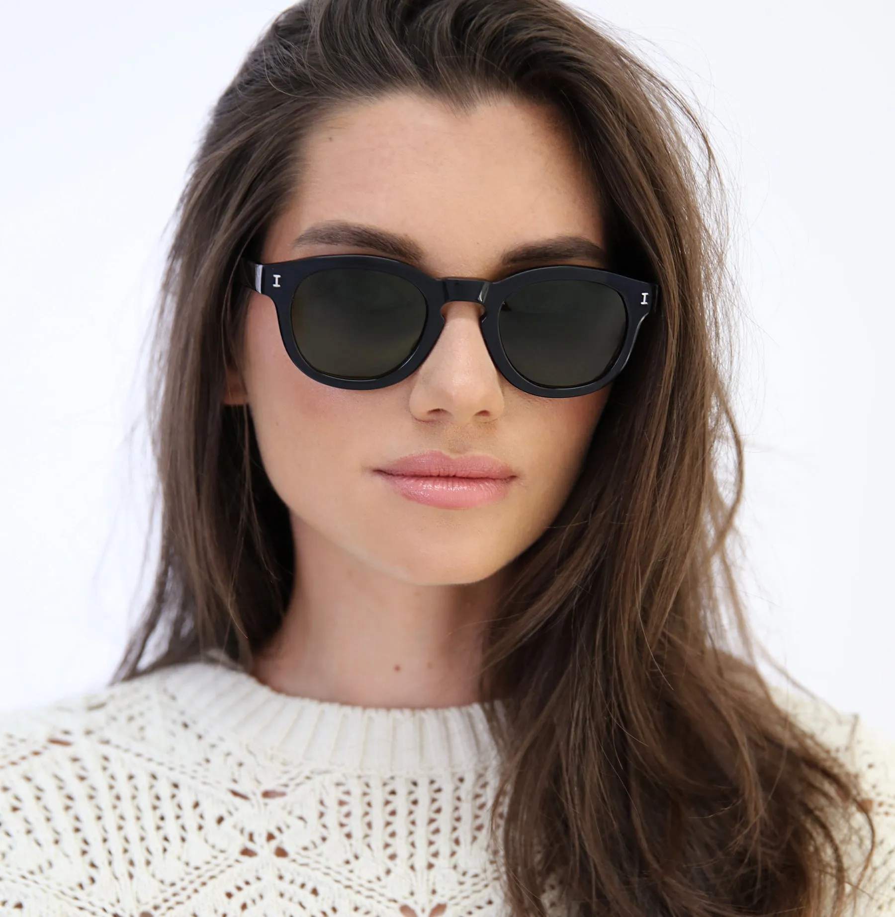 Murdoch Sunglasses sold by Illesteva product image thumbnail 2