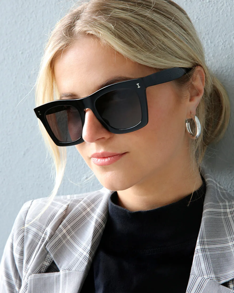 Charleston Sunglasses sold by Illesteva product image thumbnail 3