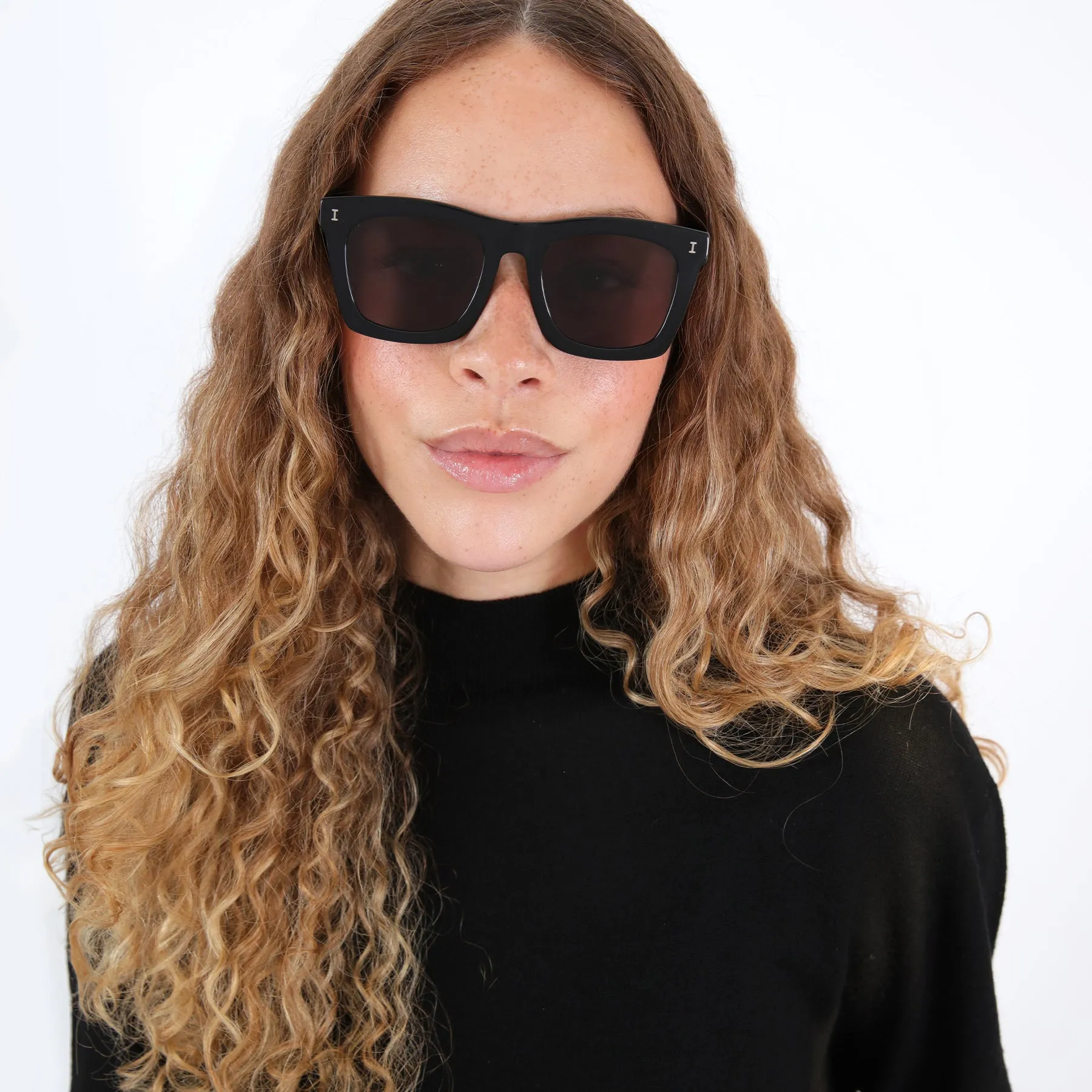 Charleston Sunglasses sold by Illesteva product image thumbnail 2
