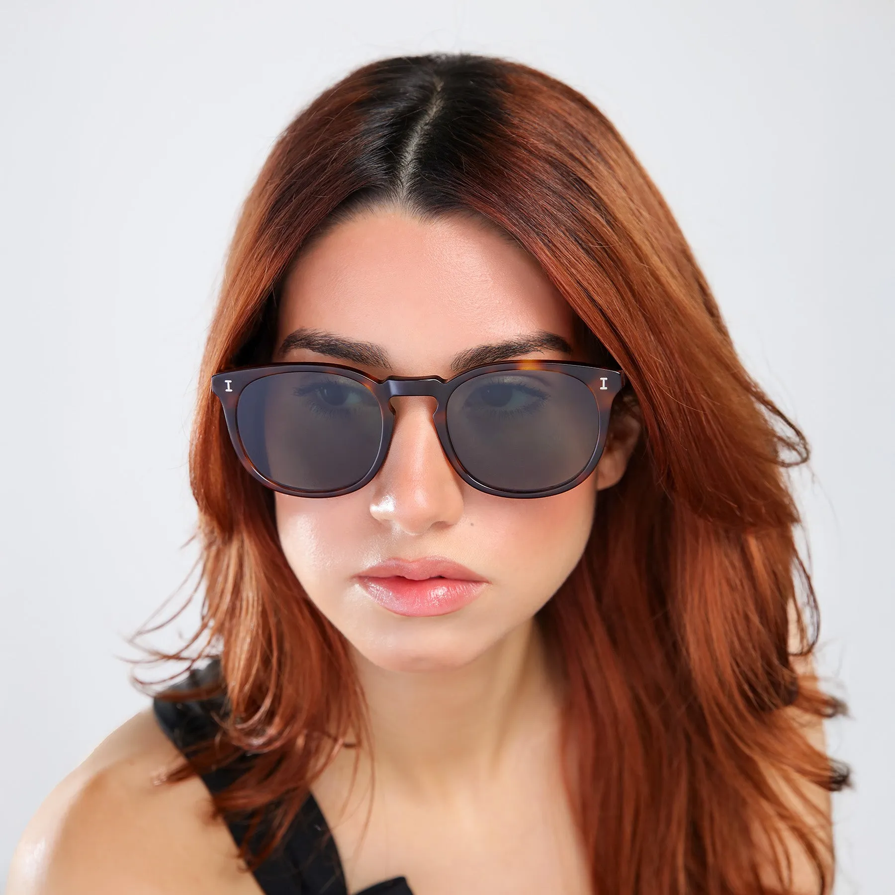 Eldridge 56 Sunglasses sold by Illesteva product image thumbnail 2
