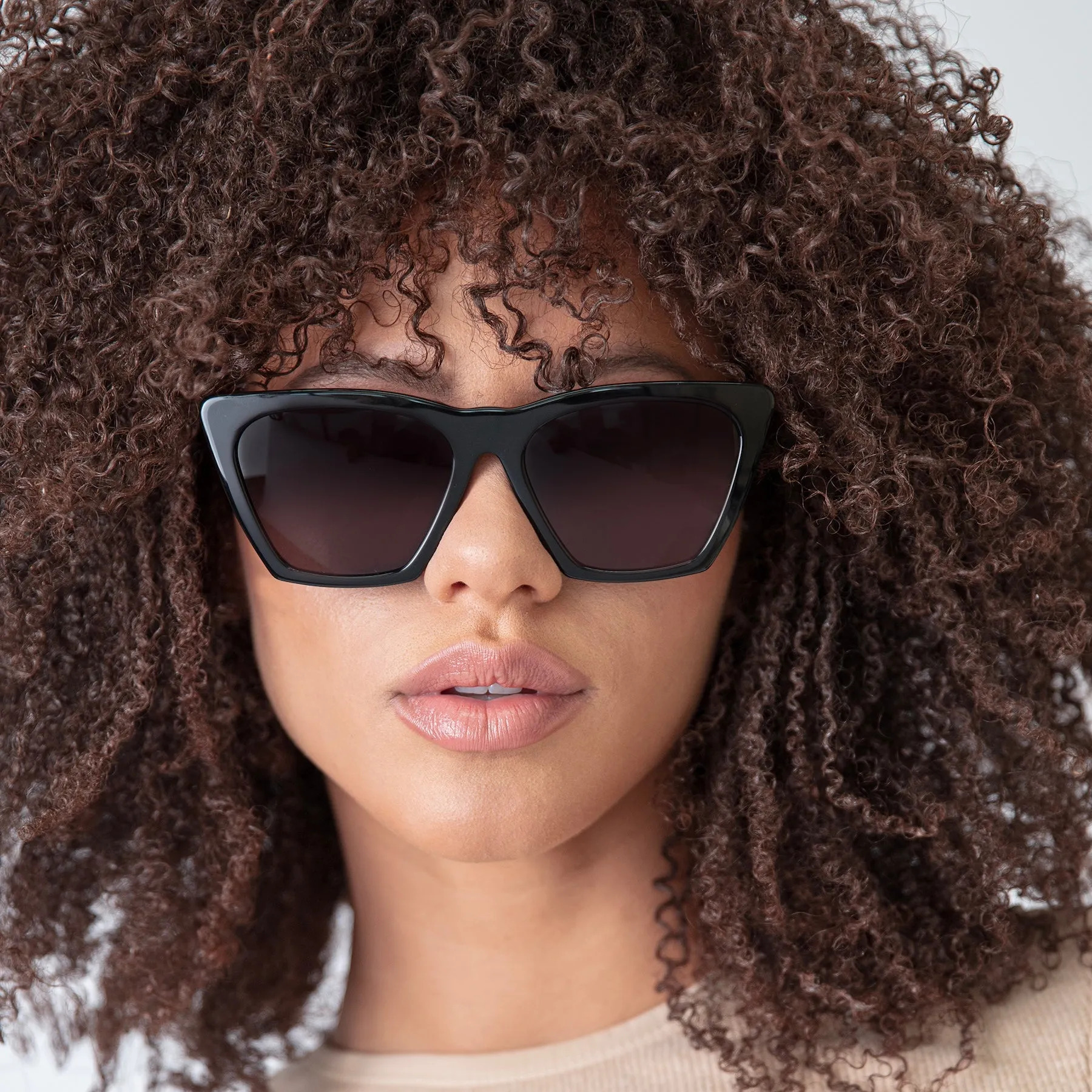 Lisbon Sunglasses sold by Illesteva product image thumbnail 2