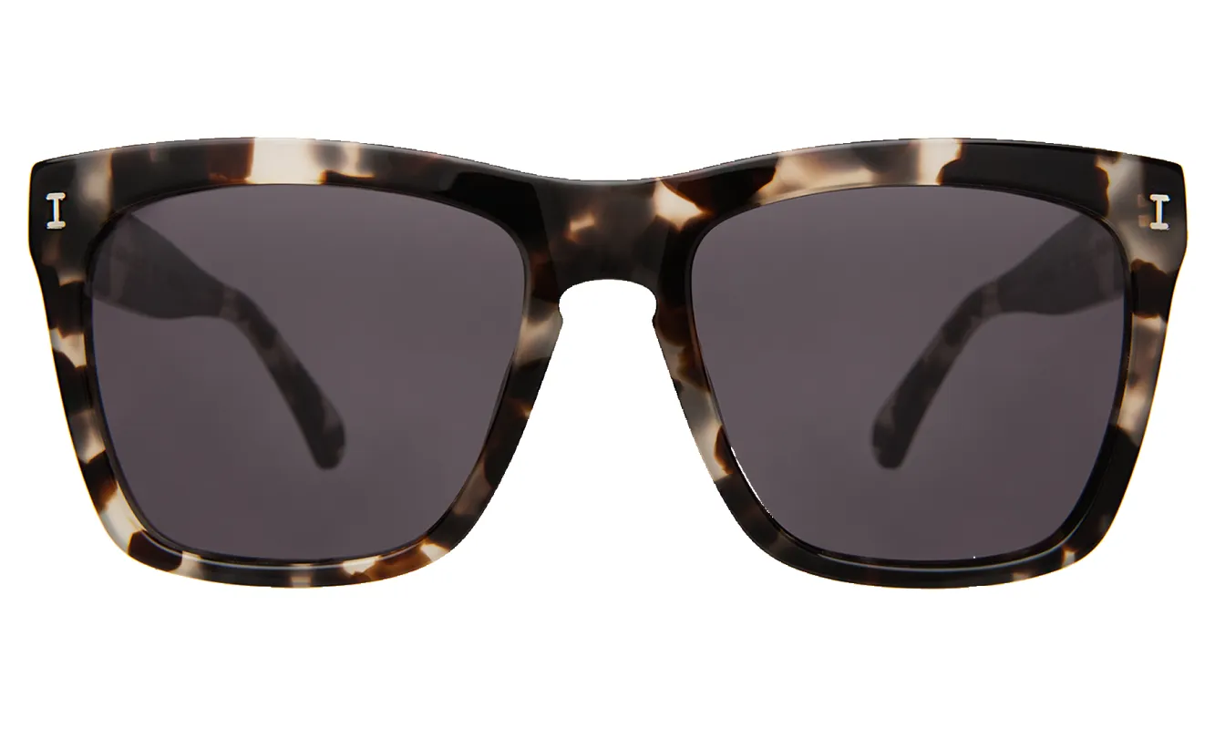 Los Feliz Sunglasses made by Illesteva