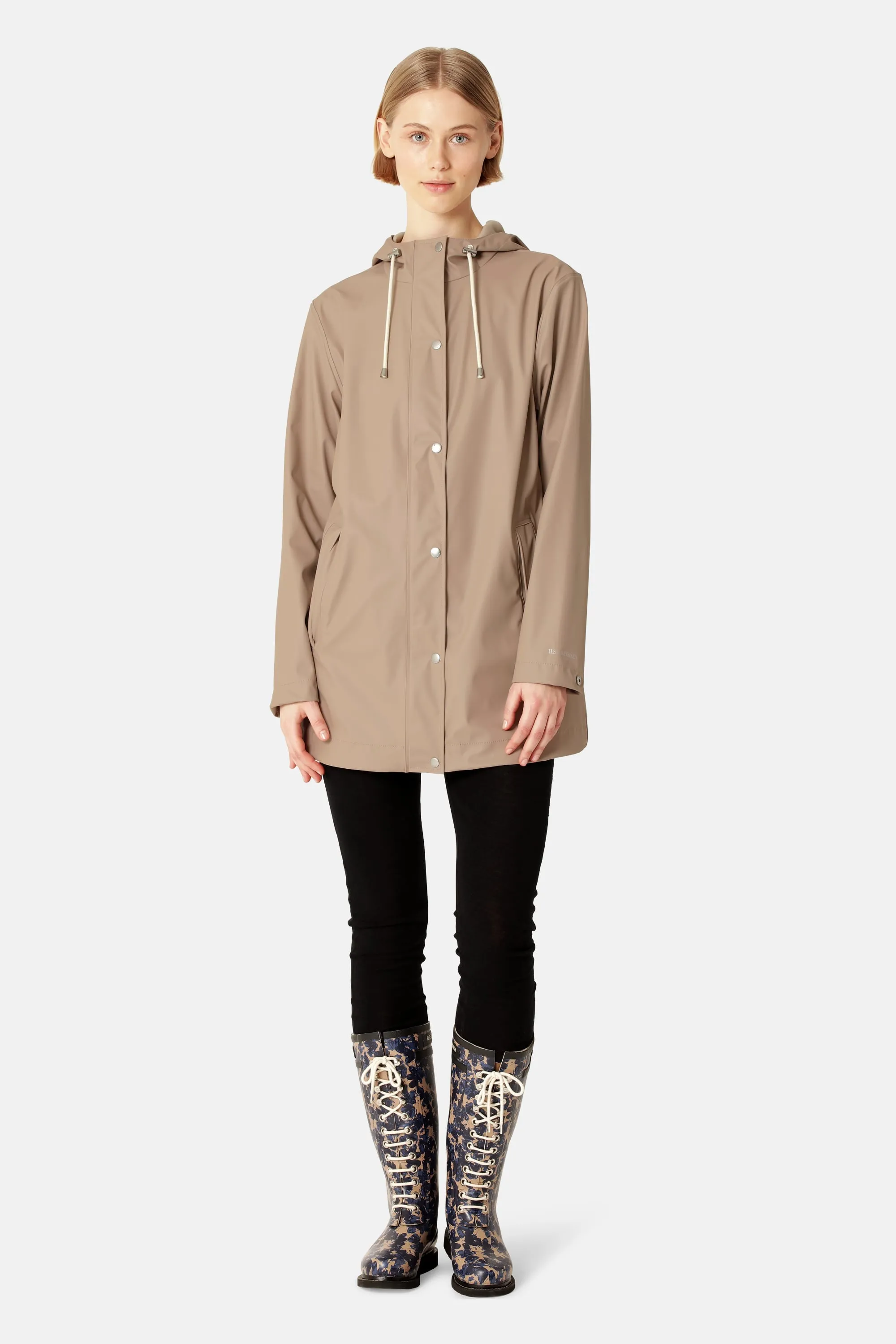 Light Raincoat - Atmosphere sold by Ilse Jacobsen