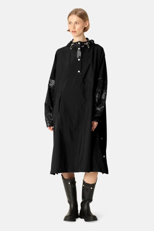 Poncho Raincoat - Black sold by Ilse Jacobsen