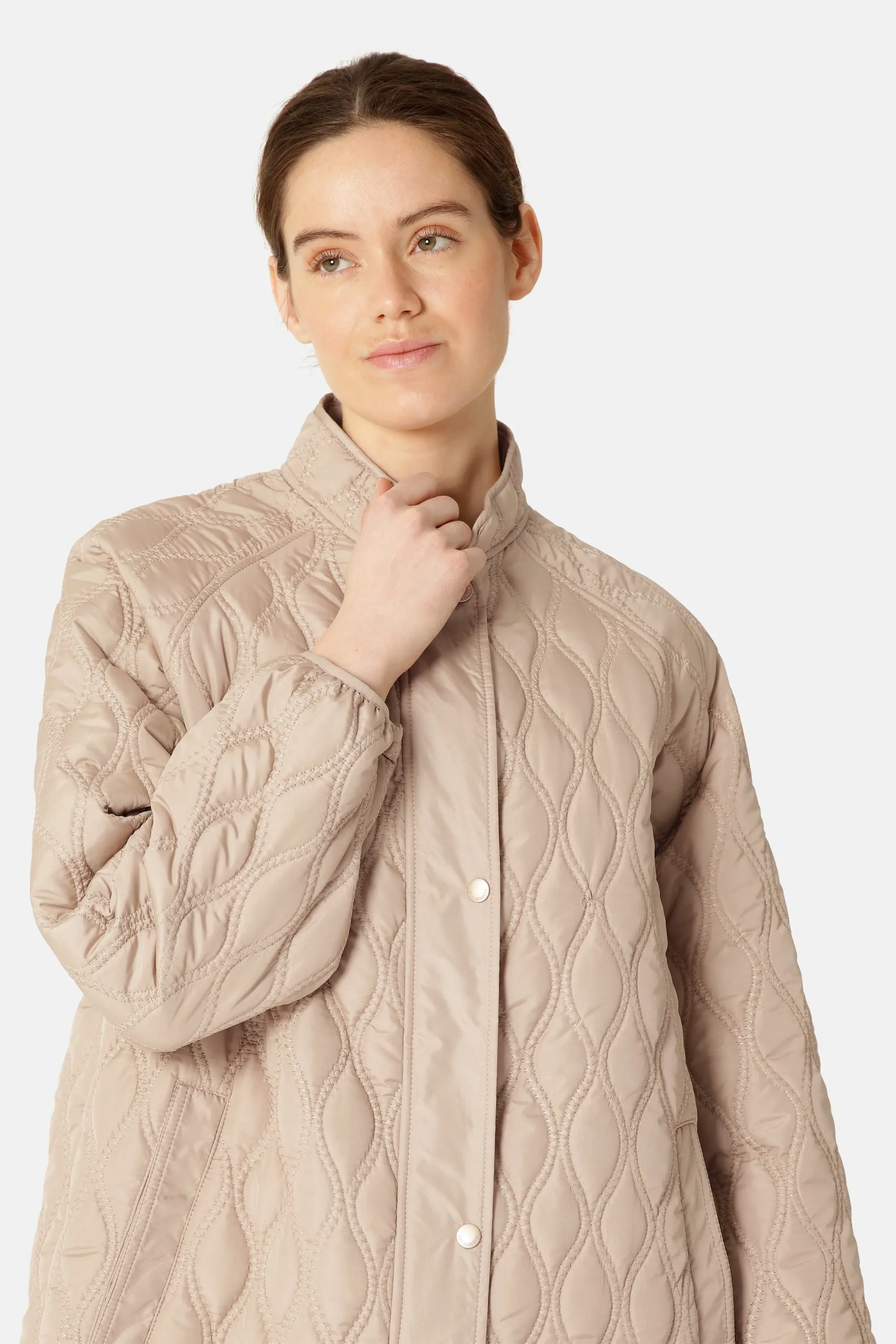 Long Quilt Jacket - Wheat sold by Ilse Jacobsen product image thumbnail 4