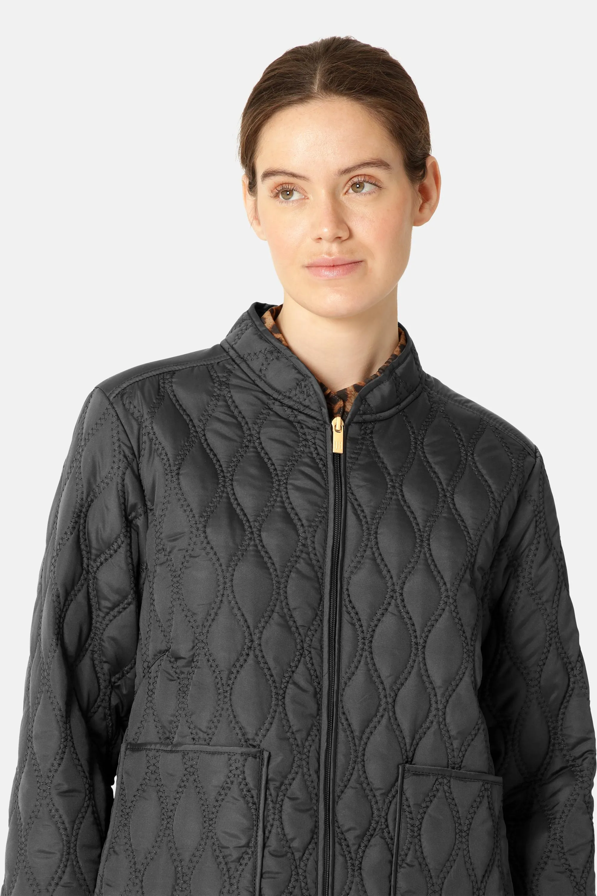 Short Quilt Jacket - Black sold by Ilse Jacobsen product image thumbnail 4