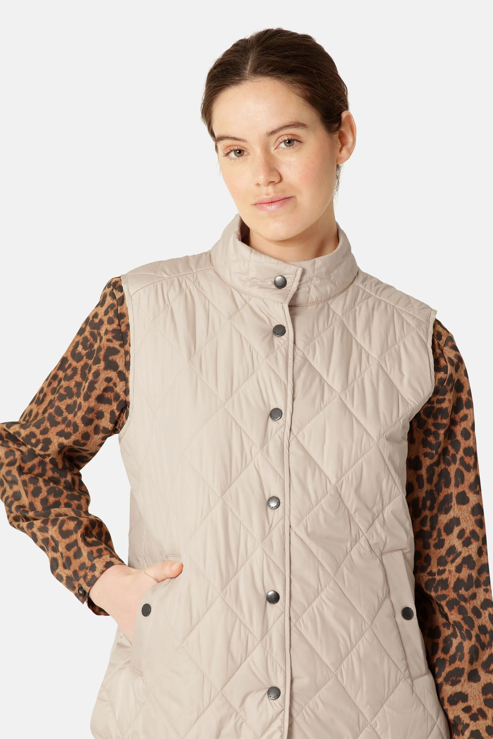 Quilted Short Vest - Light Camel sold by Ilse Jacobsen product image thumbnail 4