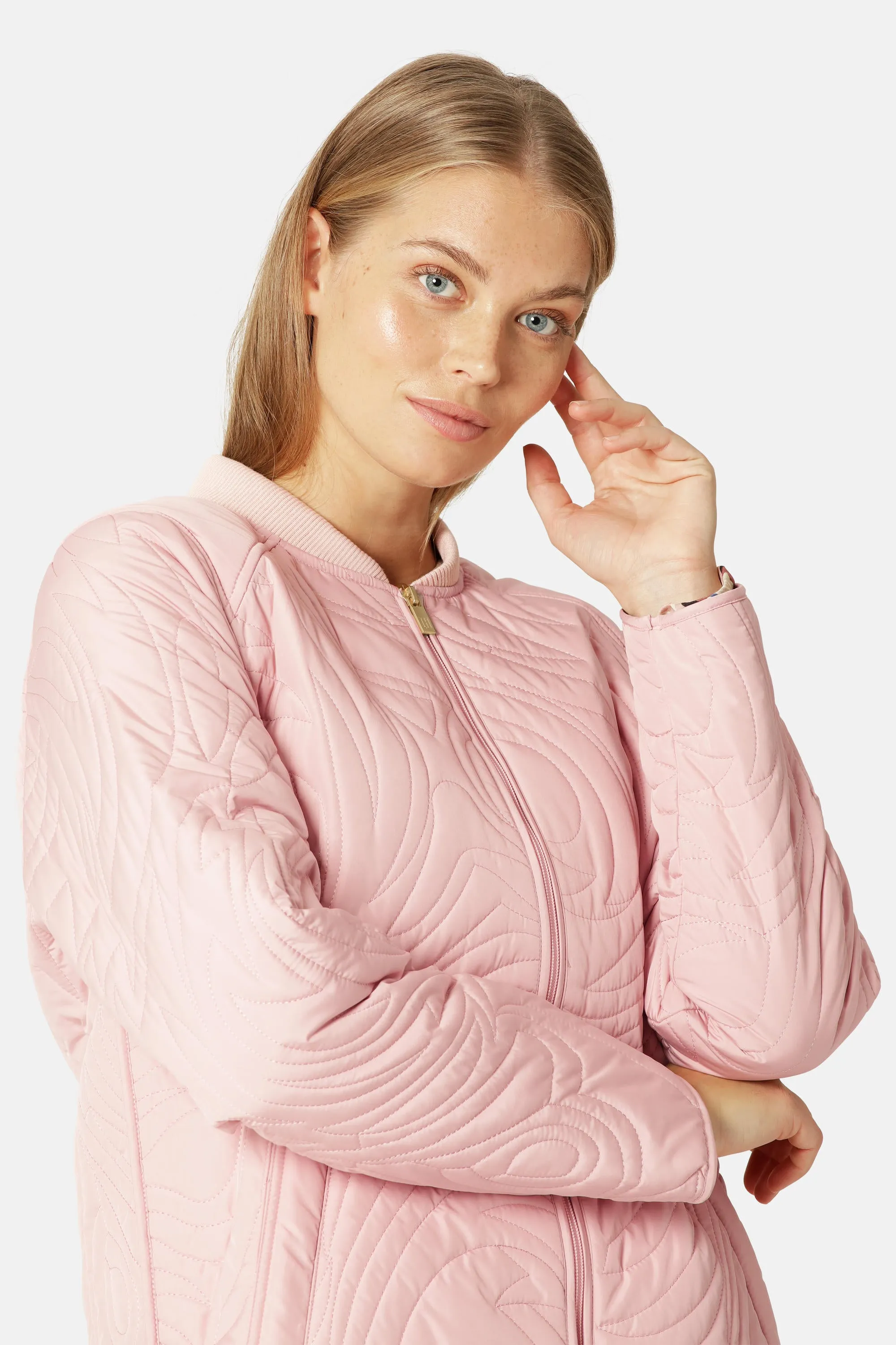 Short Quilt Jacket - Peachskin sold by Ilse Jacobsen product image thumbnail 4