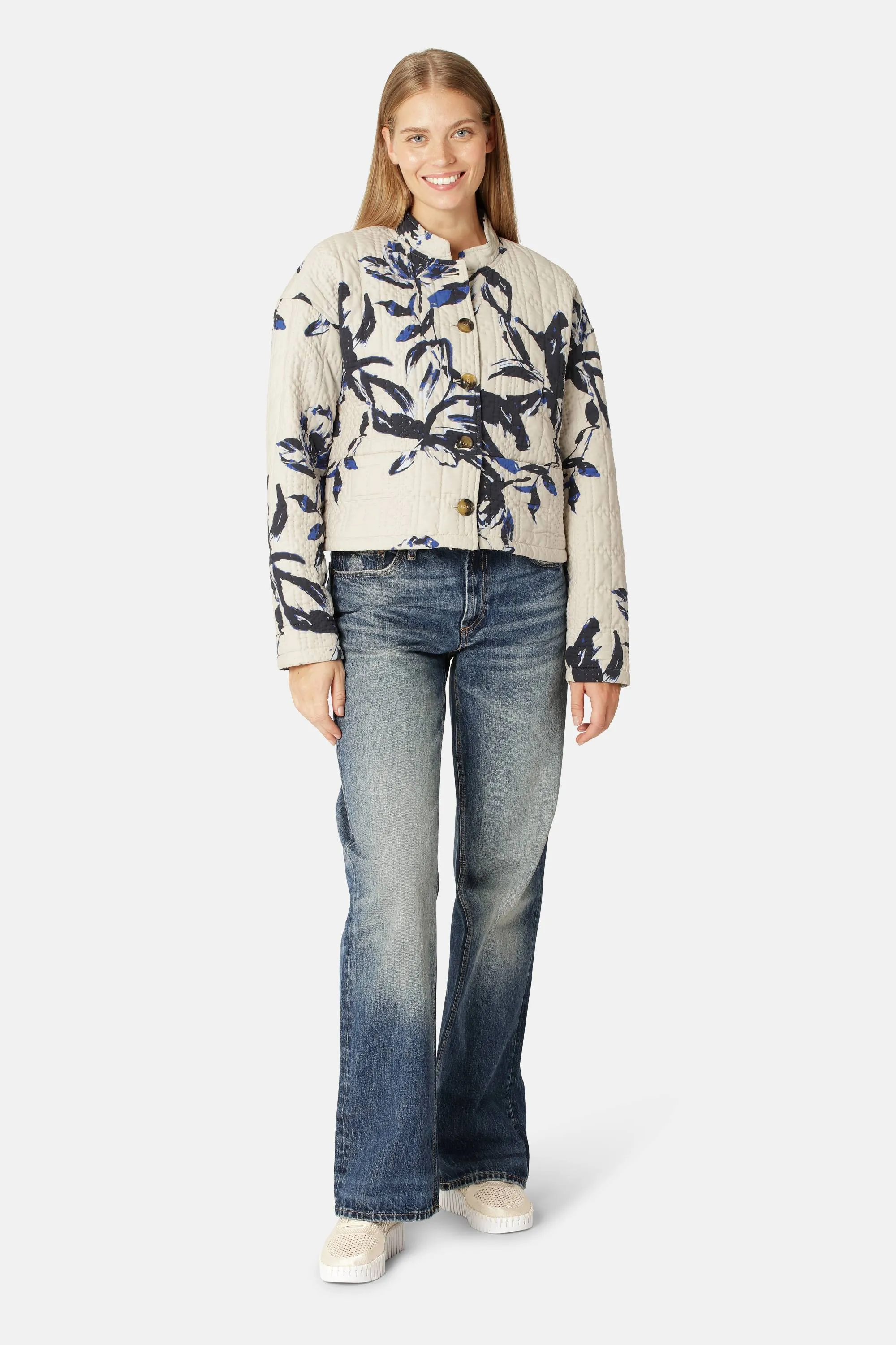 Short Quilt Jacket - Beige Artsy Stroke Flower sold by Ilse Jacobsen product image thumbnail 2