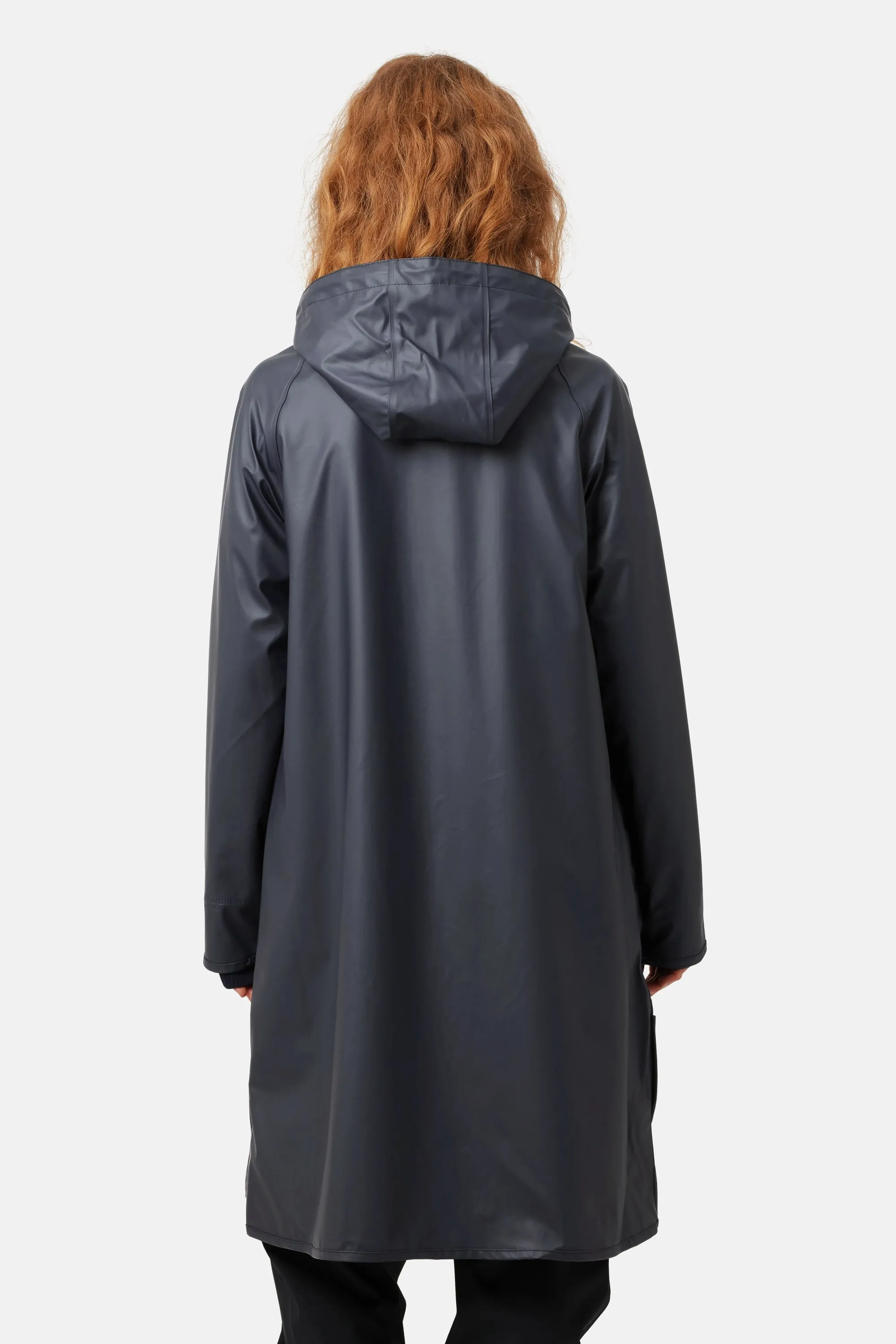 Light Raincoat - Dark Indigo sold by Ilse Jacobsen product image thumbnail 3
