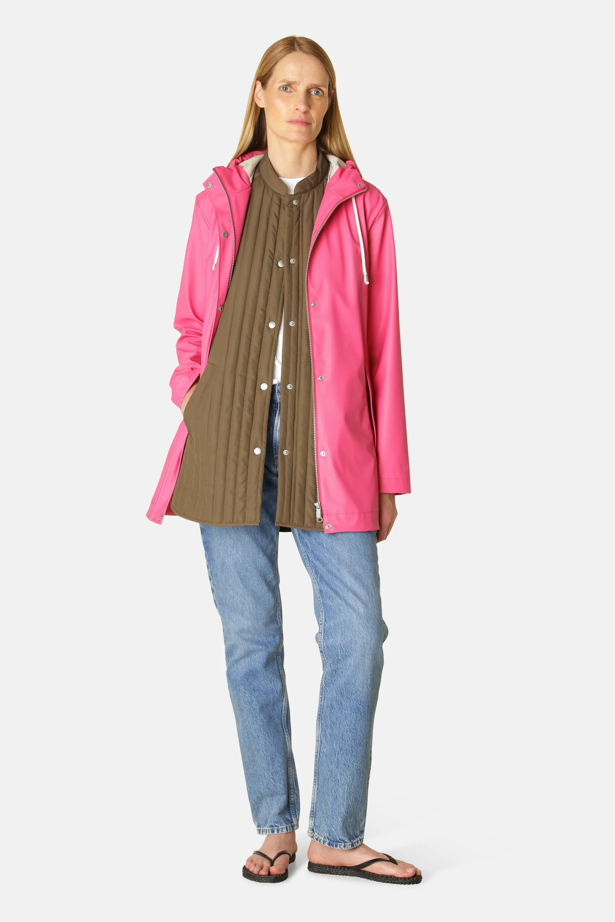 Light Raincoat - Magenta sold by Ilse Jacobsen