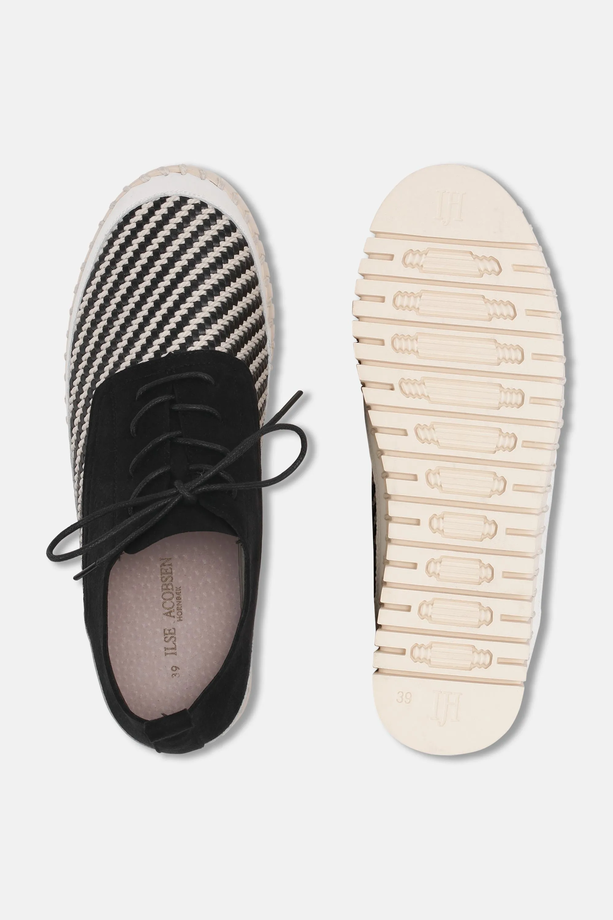 Tulip Flats With Laces - Black sold by Ilse Jacobsen product image thumbnail 5