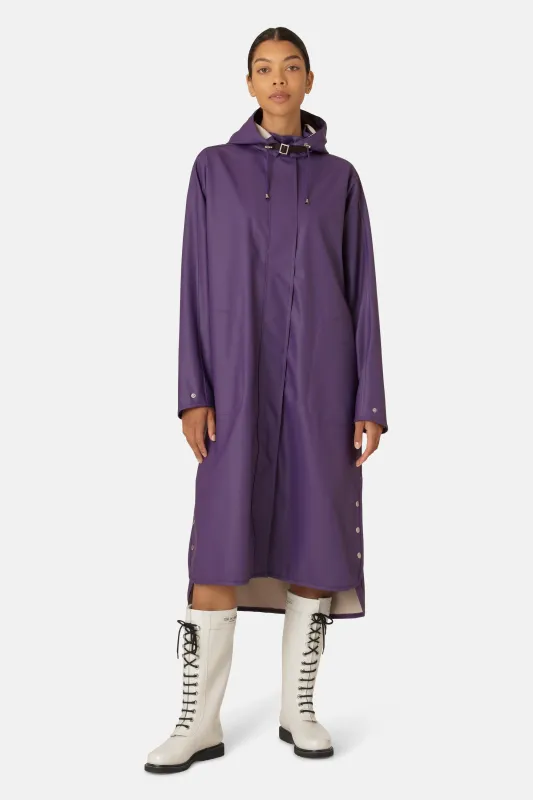 Long Light Raincoat - Purple Rain sold by Ilse Jacobsen