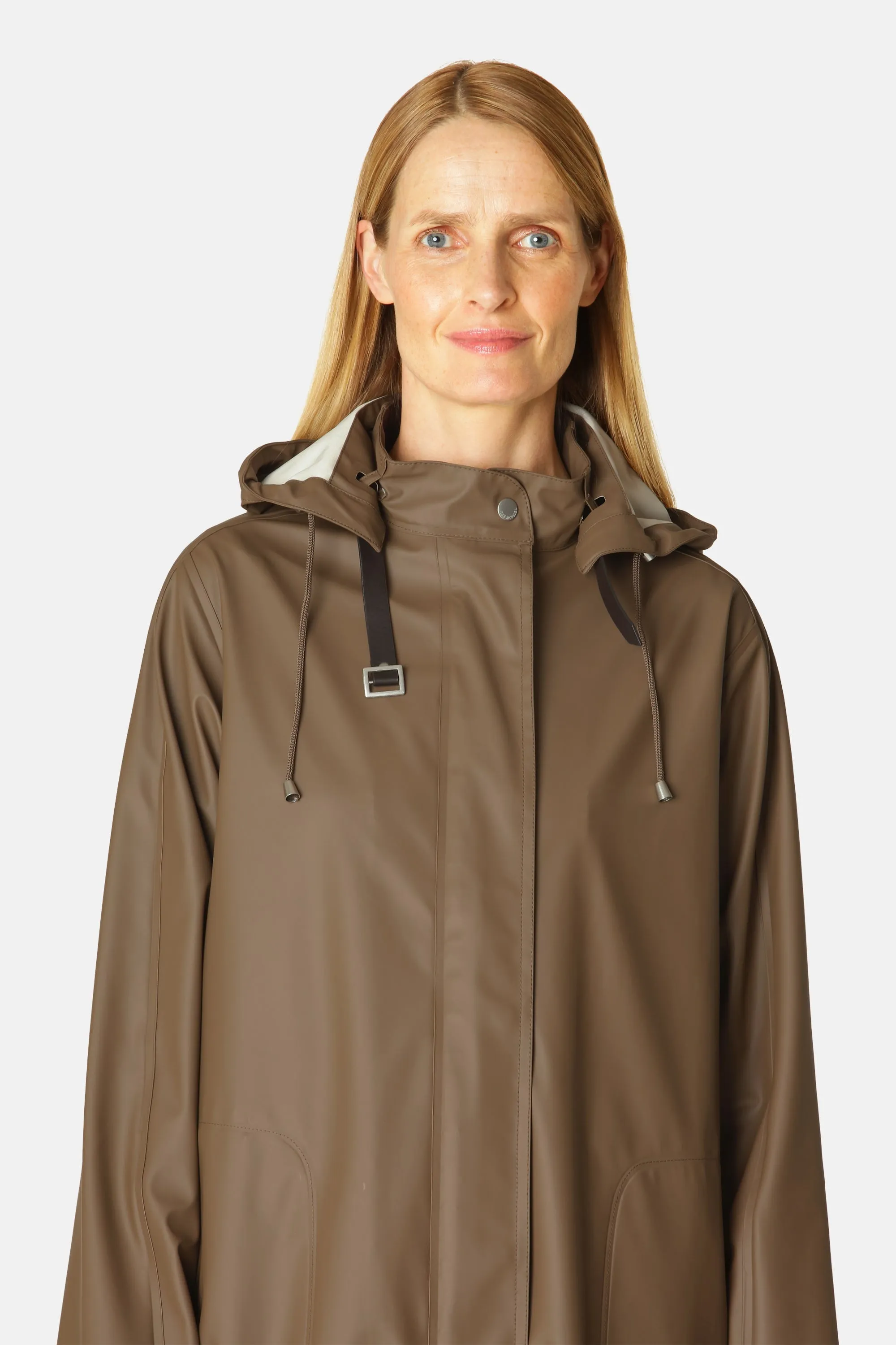 Light Raincoat - Cub Brown sold by Ilse Jacobsen product image thumbnail 4