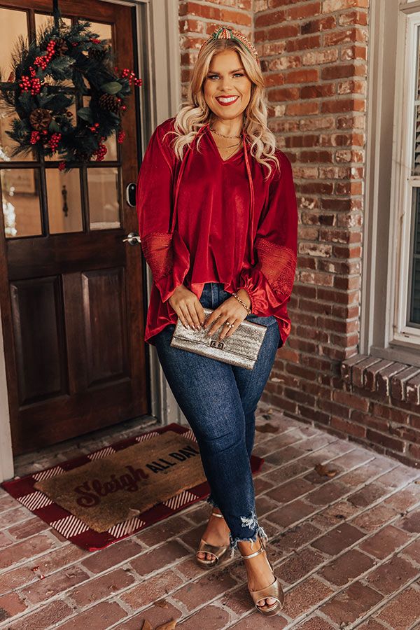 Sleek Moment Velvet Top Curves sold by Impressions product image thumbnail 3