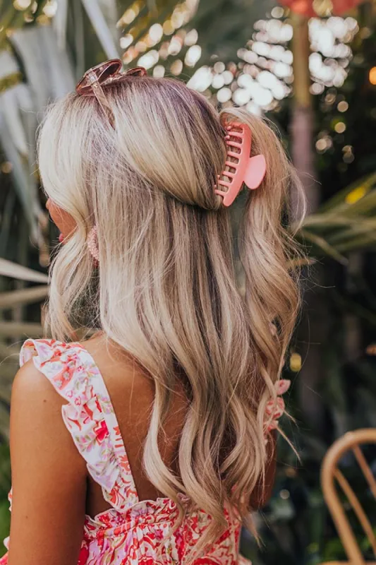 Beach Tripping Hair Claw Clip In Pink sold by Impressions