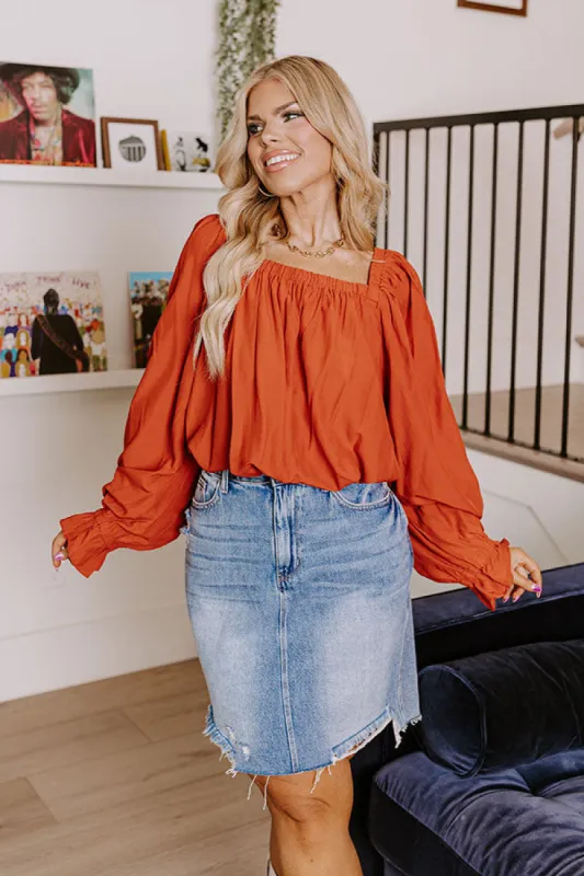 Signature Move Shift Top In Rust Curves sold by Impressions