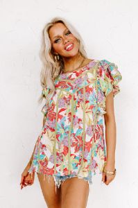 Garden Glory Shift Top In Lime sold by Impressions