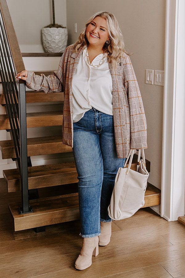 The Kim High Waist Straight Leg Jean Curves sold by Impressions product image thumbnail 5