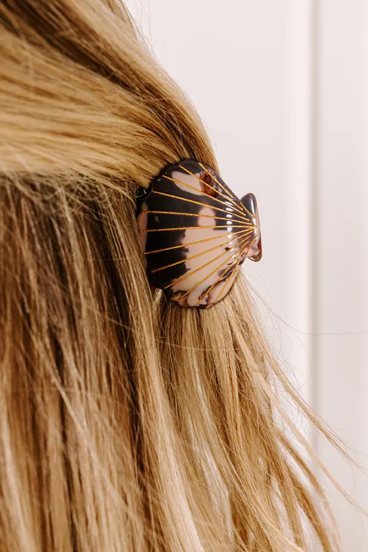 Collecting Seashells Hair Claw Clip in Grey sold by Impressions