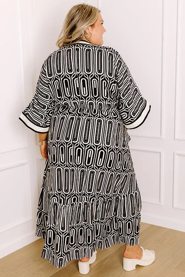 Art Gallery Social Midi Dress in Black Curves sold by Impressions product image thumbnail 4