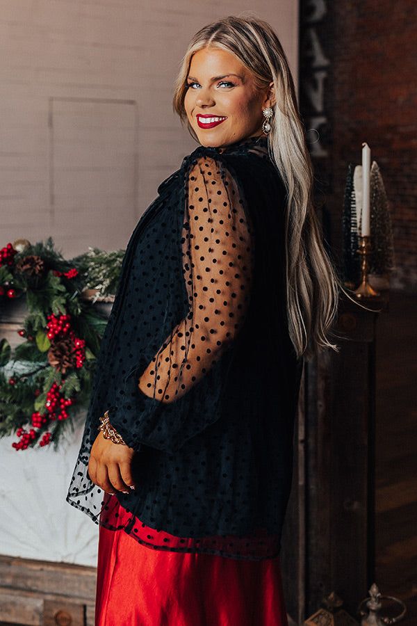 First Kiss Dreaming Shift Top In Black Curves sold by Impressions product image thumbnail 3