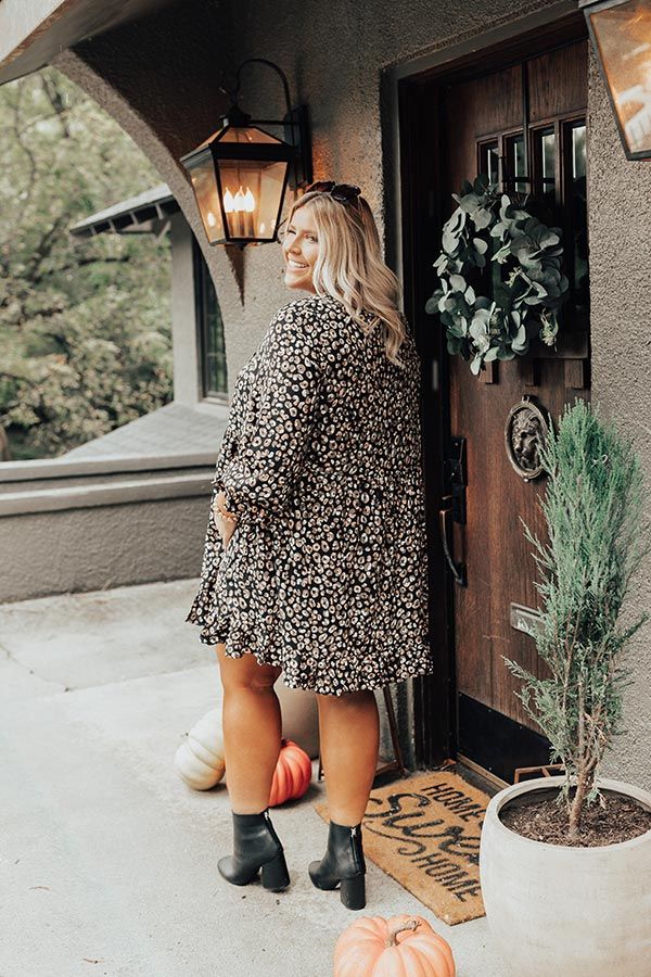 Everybody's Dancing Leopard Shift Dress Curves sold by Impressions product image thumbnail 5