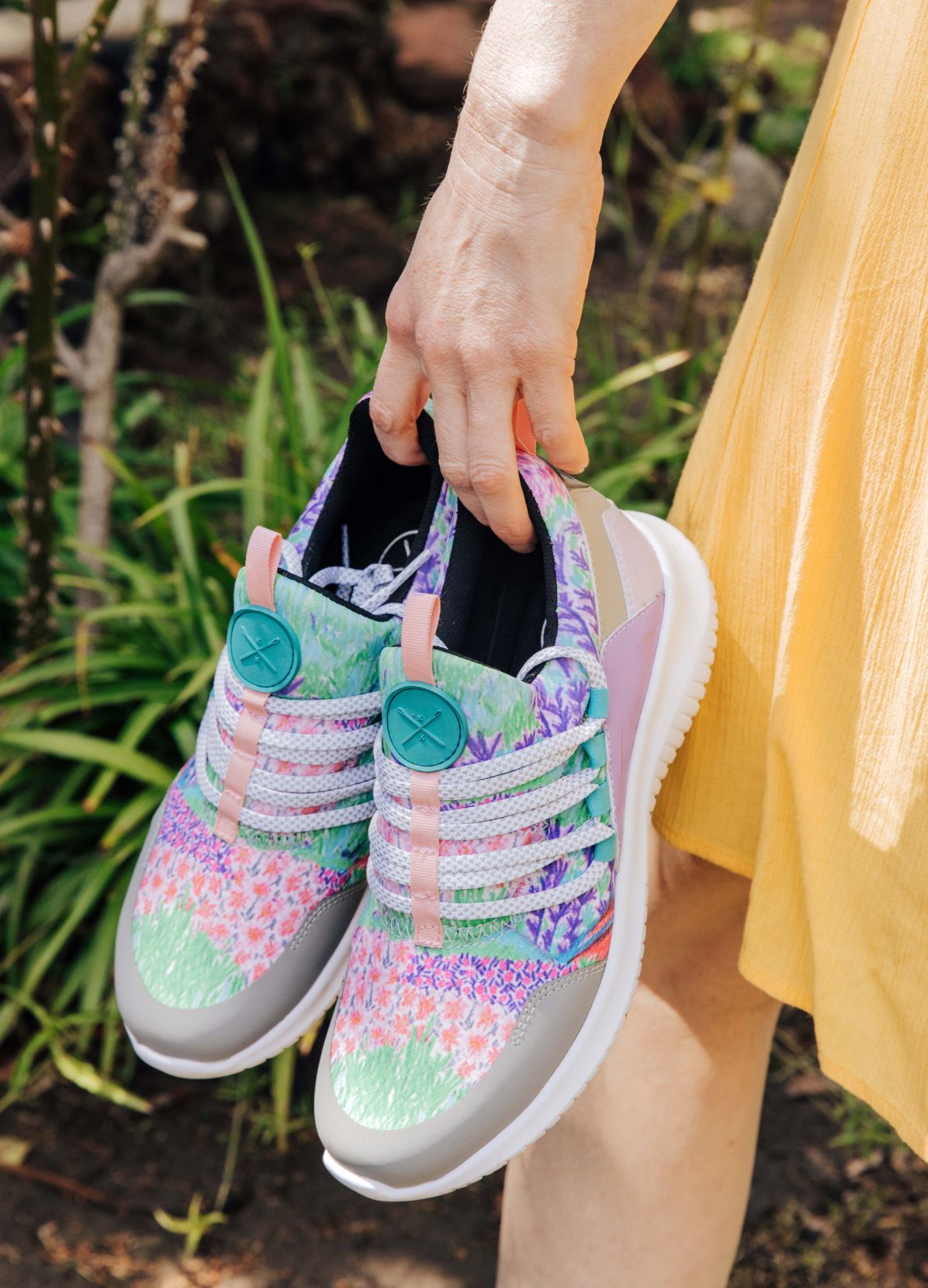 Lea Runner V.2 sold by inkkas product image thumbnail 3