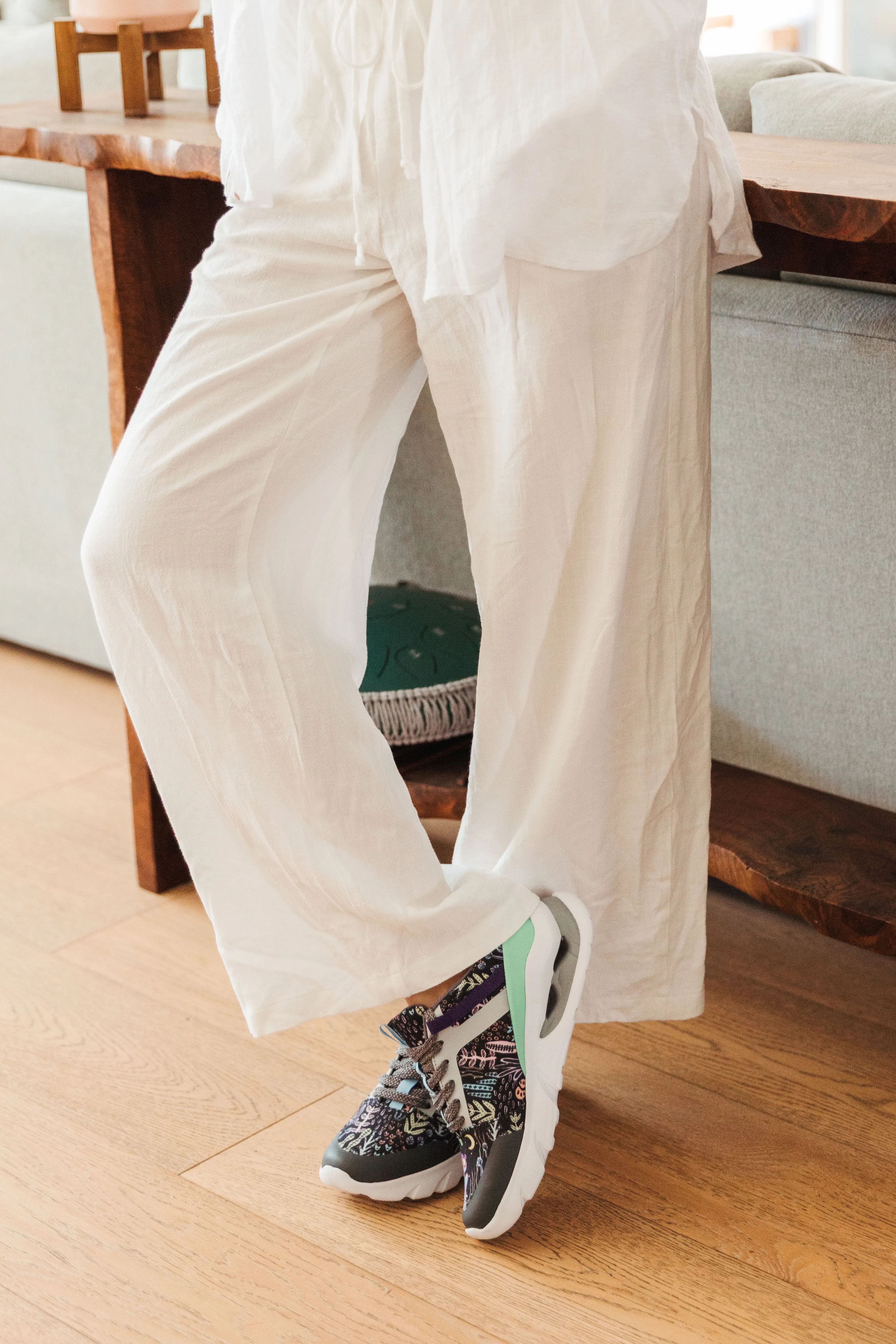 Loomi Trainer sold by inkkas product image thumbnail 2