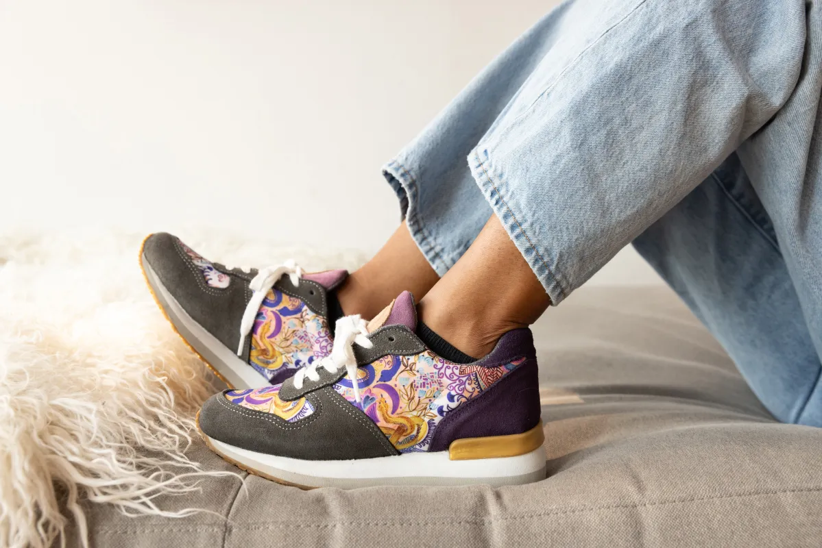 Bussi Cush Jogger sold by inkkas