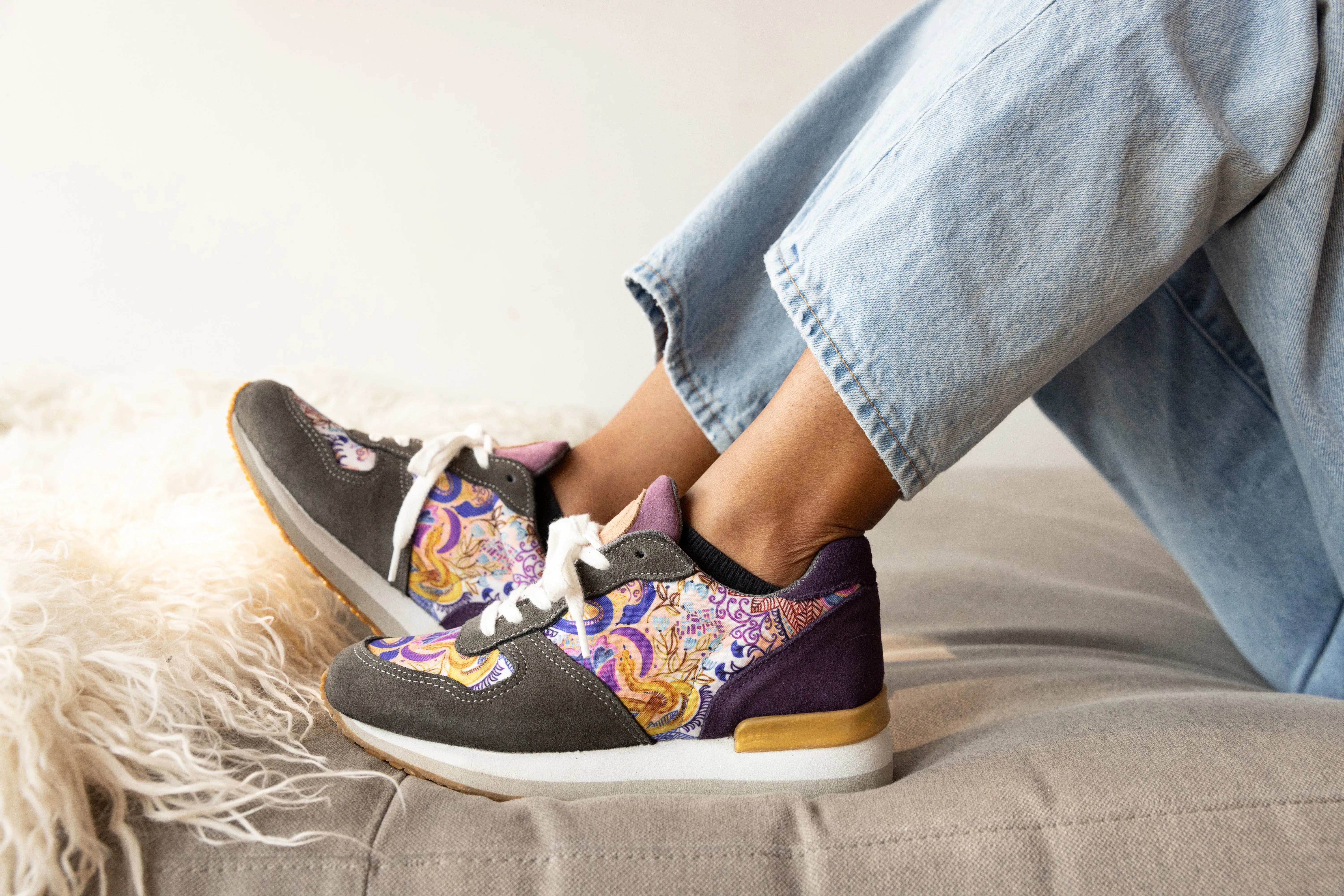 Bussi Cush Jogger sold by inkkas