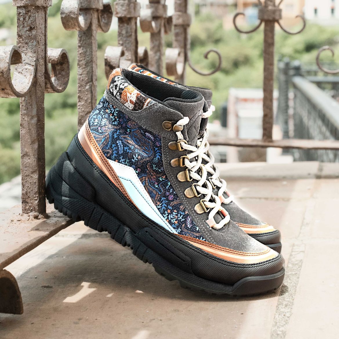 Tauro Trekk Boot sold by inkkas product image thumbnail 3