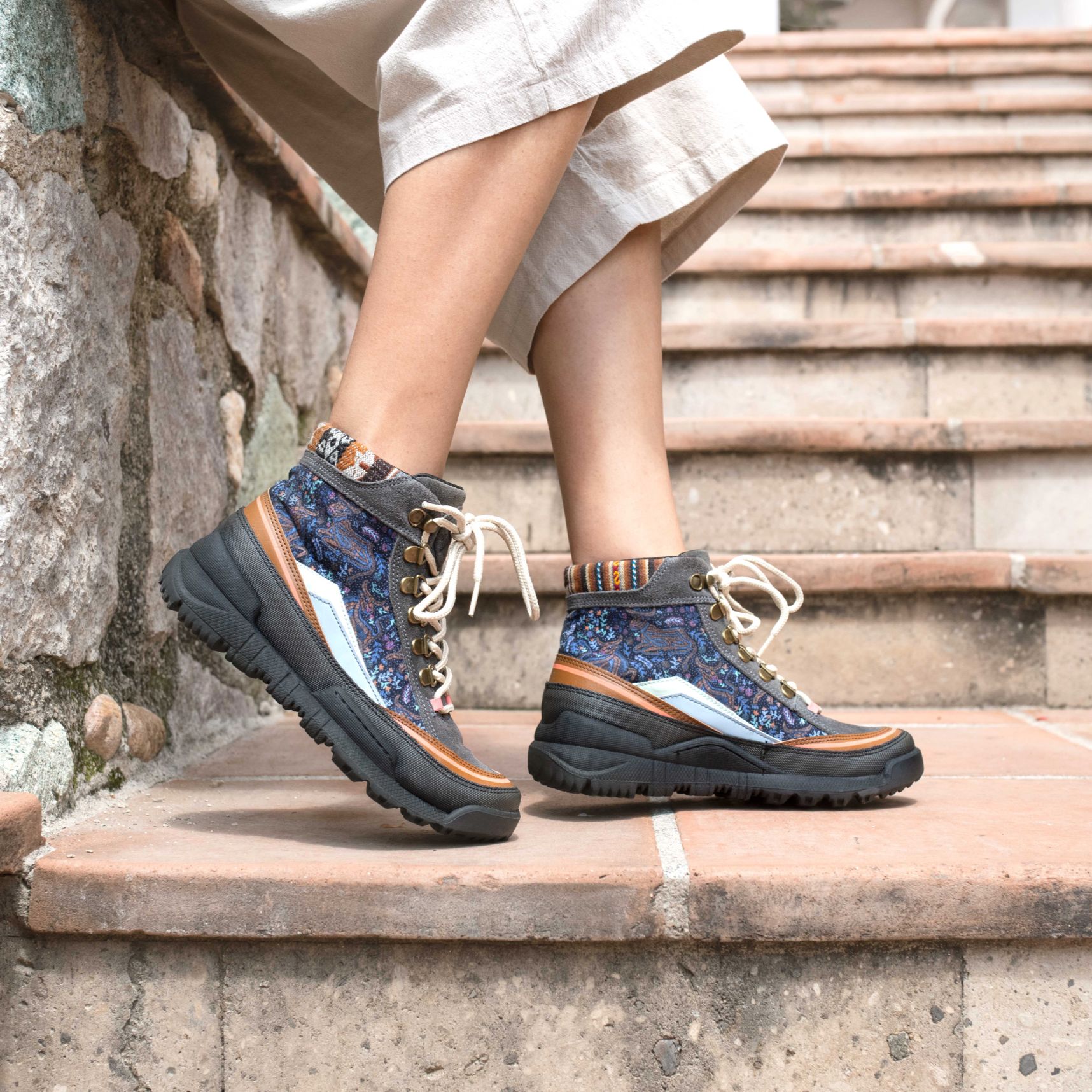 Tauro Trekk Boot sold by inkkas