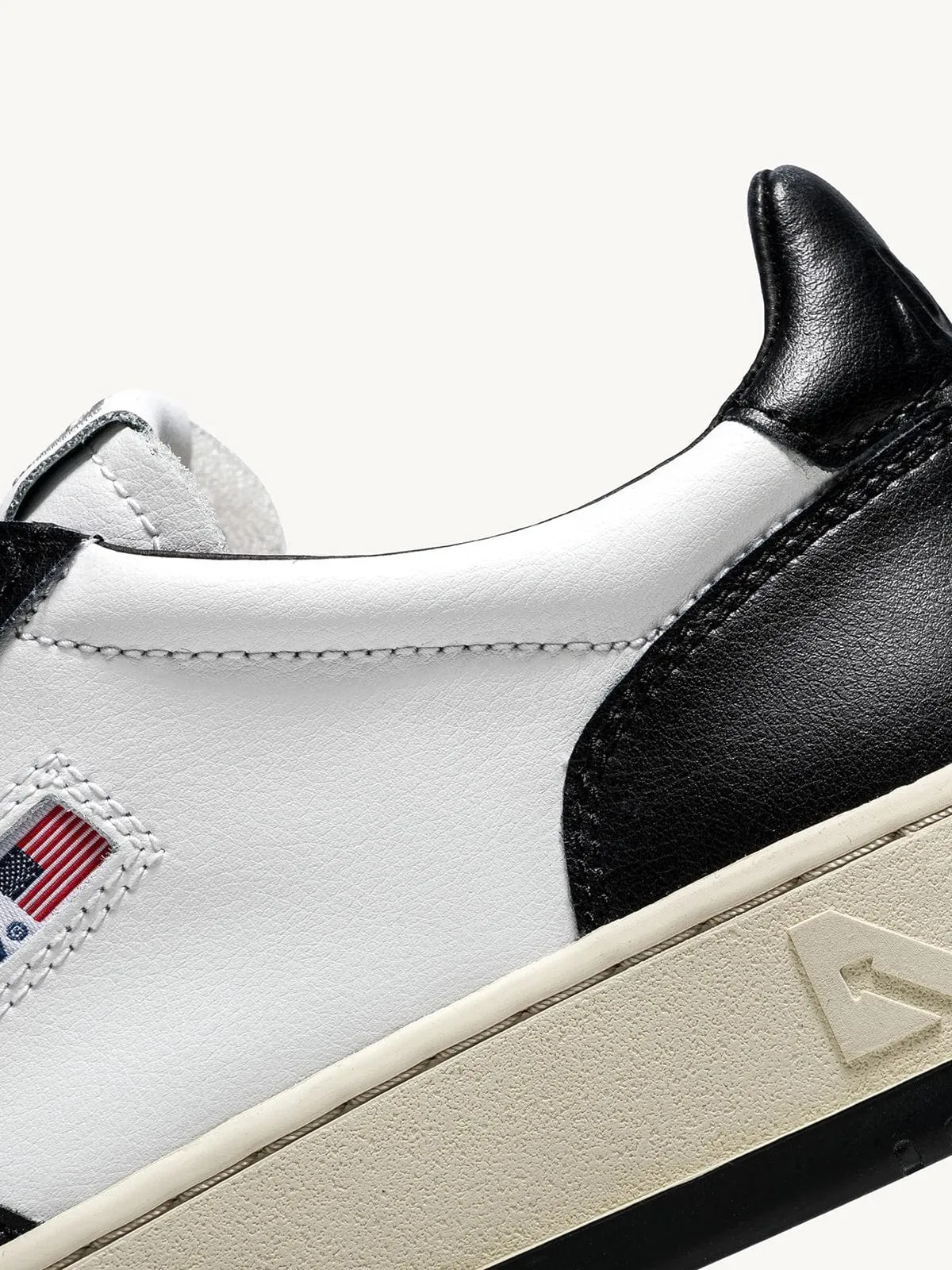 Medalist Low Trainer - Black sold by iris product image thumbnail 5