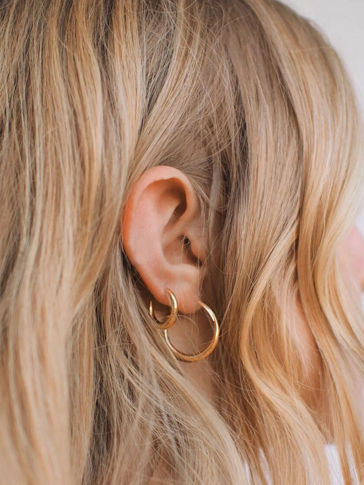 Graduated Hoops - Gold sold by iris product image thumbnail 2