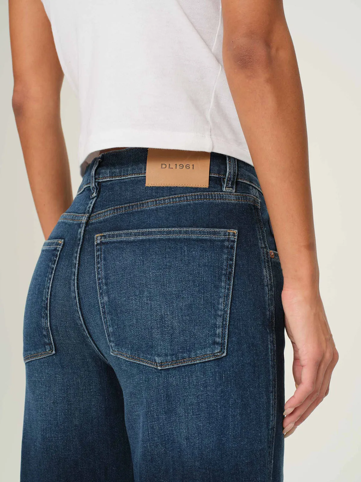 Thea Boyfriend Jeans – Blue sold by iris product image thumbnail 4