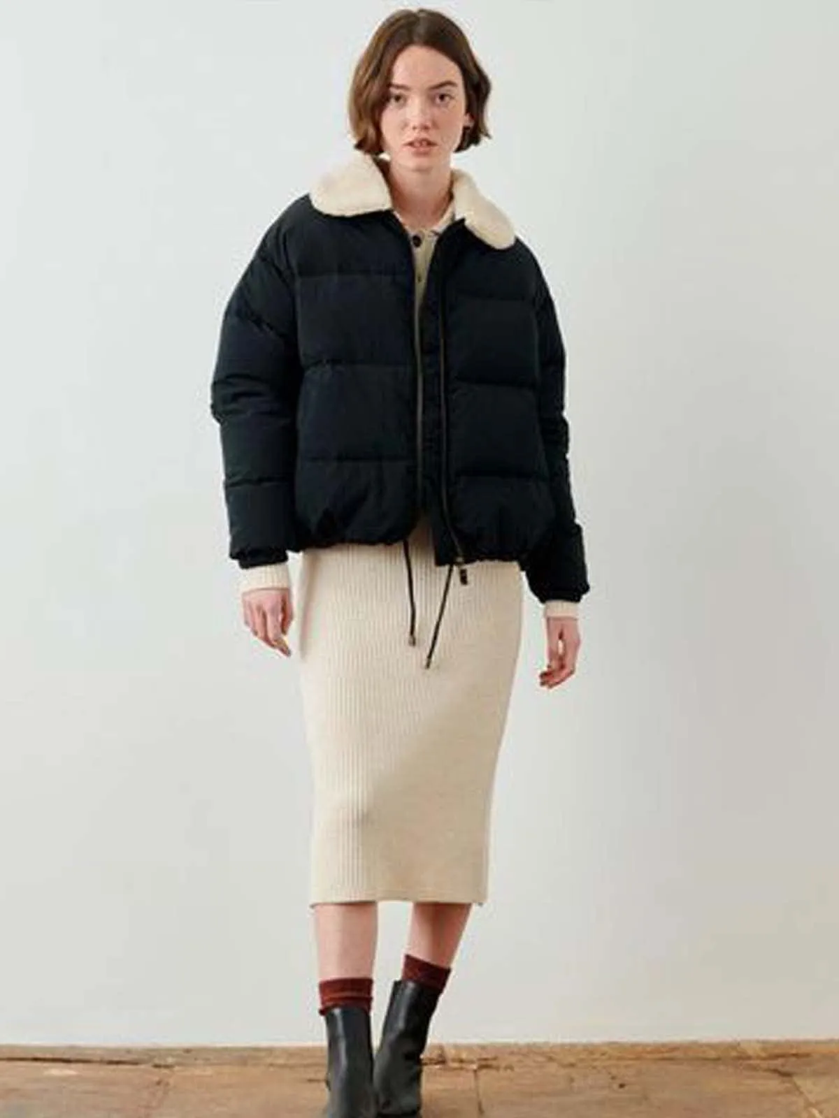 Dodd Lake Puffer- Black sold by iris product image thumbnail 4