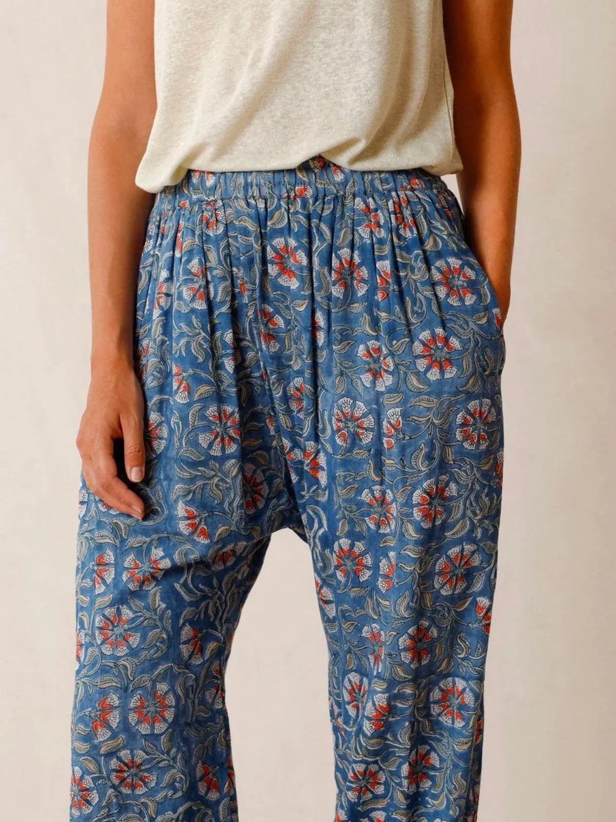 Cuarzo Printed Trousers sold by iris product image thumbnail 4