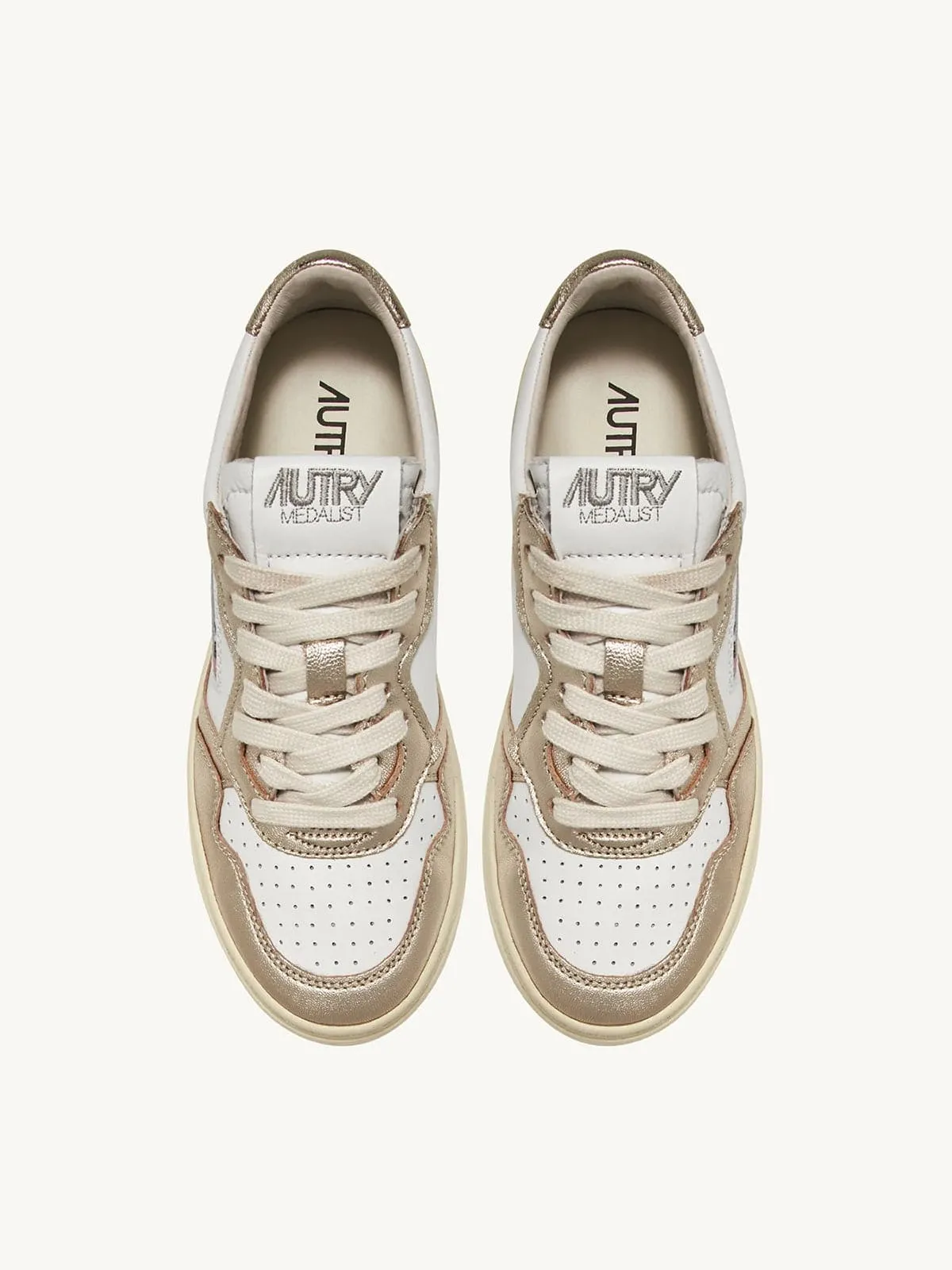 Medalist Low Trainer - Platinum sold by iris product image thumbnail 4