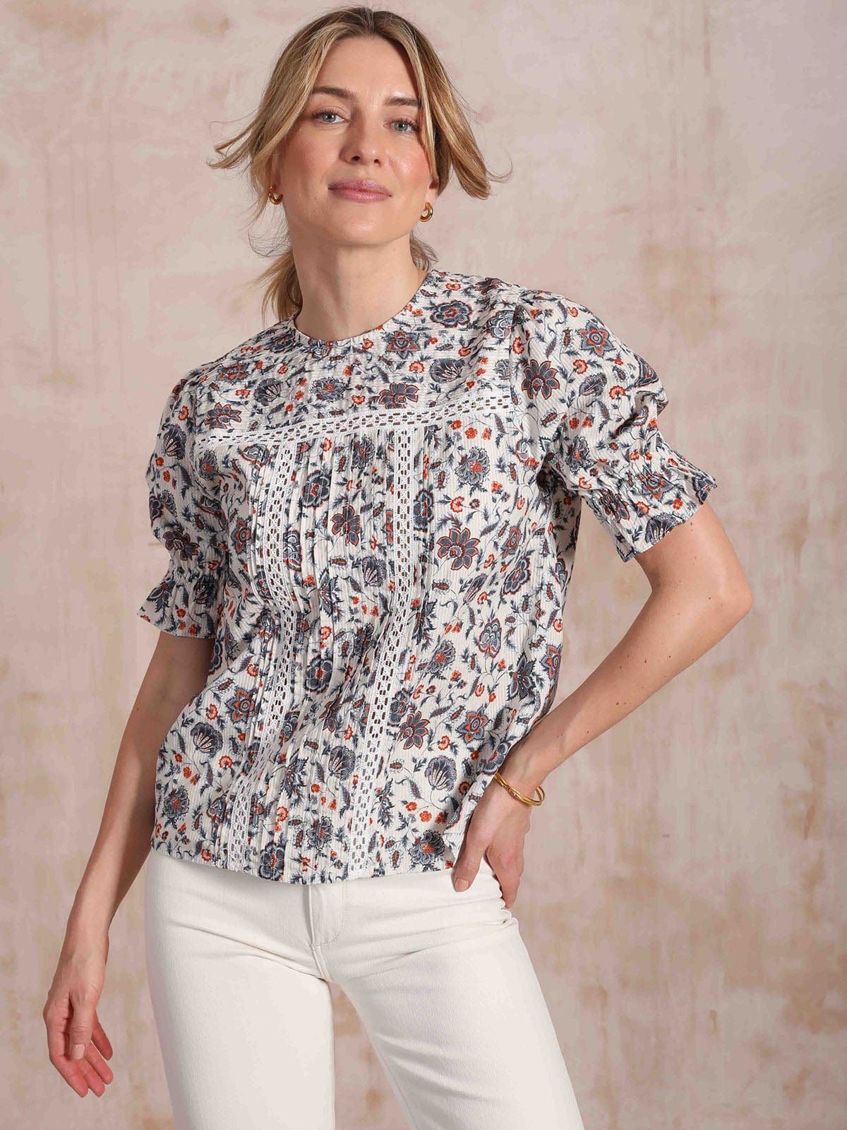 Ida Floral-Print Puff-Sleeve Cotton Top sold by iris product image thumbnail 2