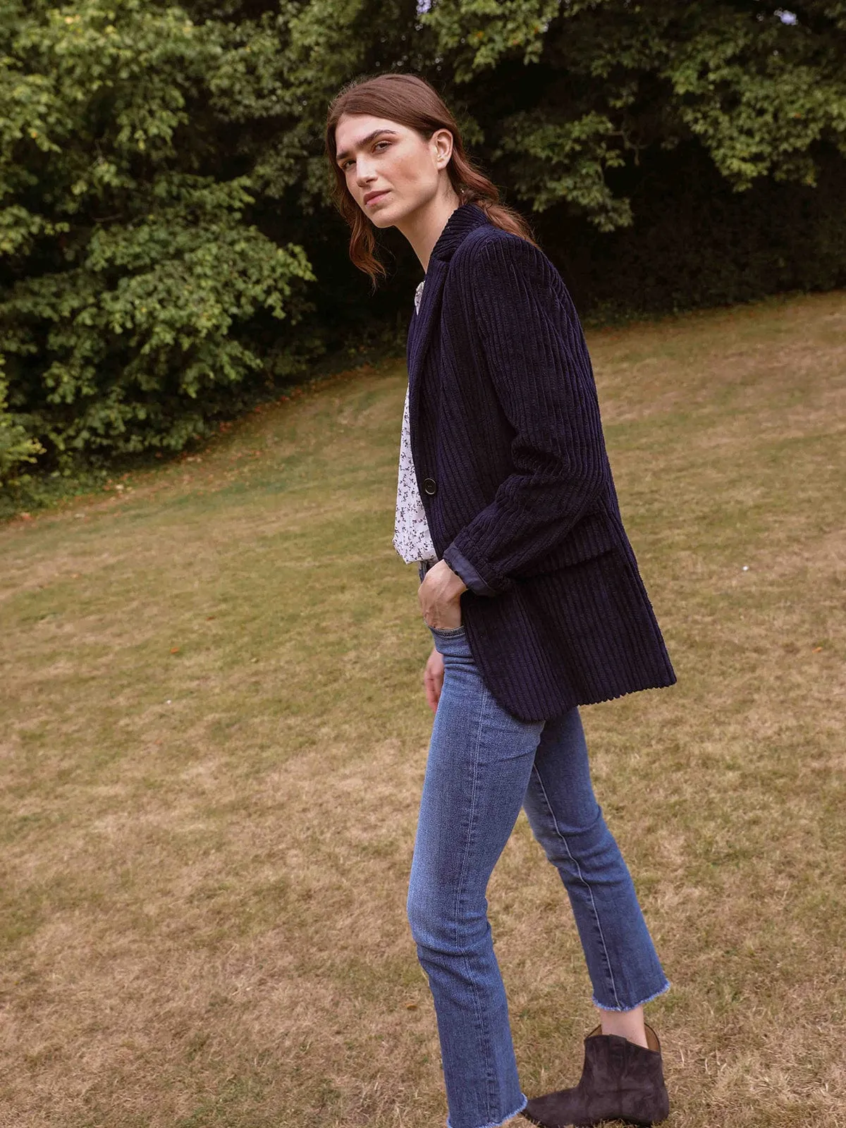 Cynthia Jumbo-Cord Boyfriend Blazer sold by iris product image thumbnail 4