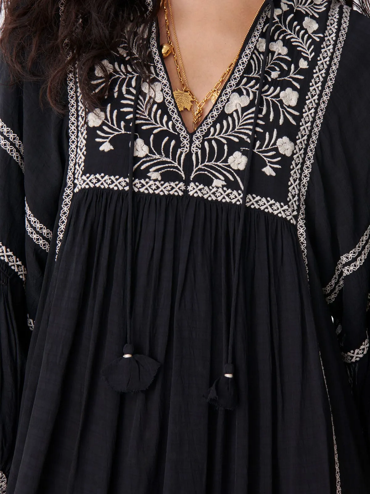 Veronica Embroidered Dress – Black sold by iris product image thumbnail 4