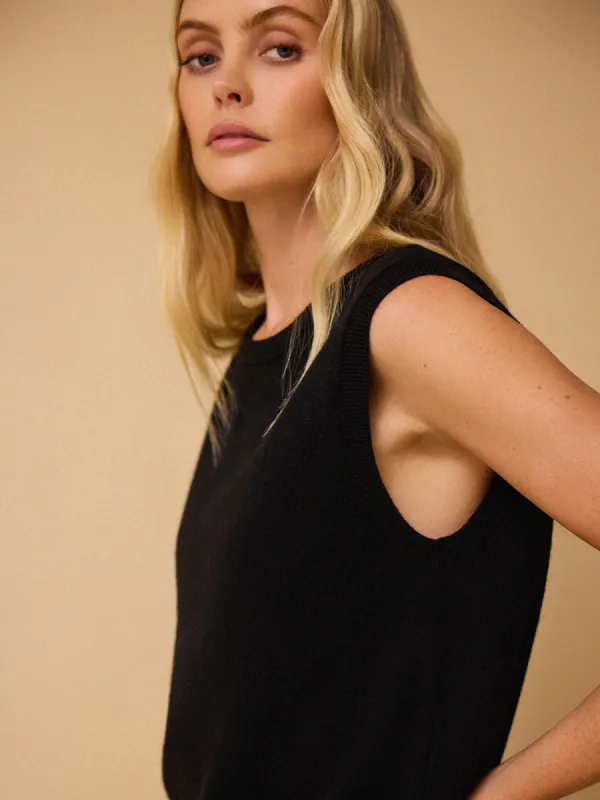 Ivy Crew Tank - Black sold by iris