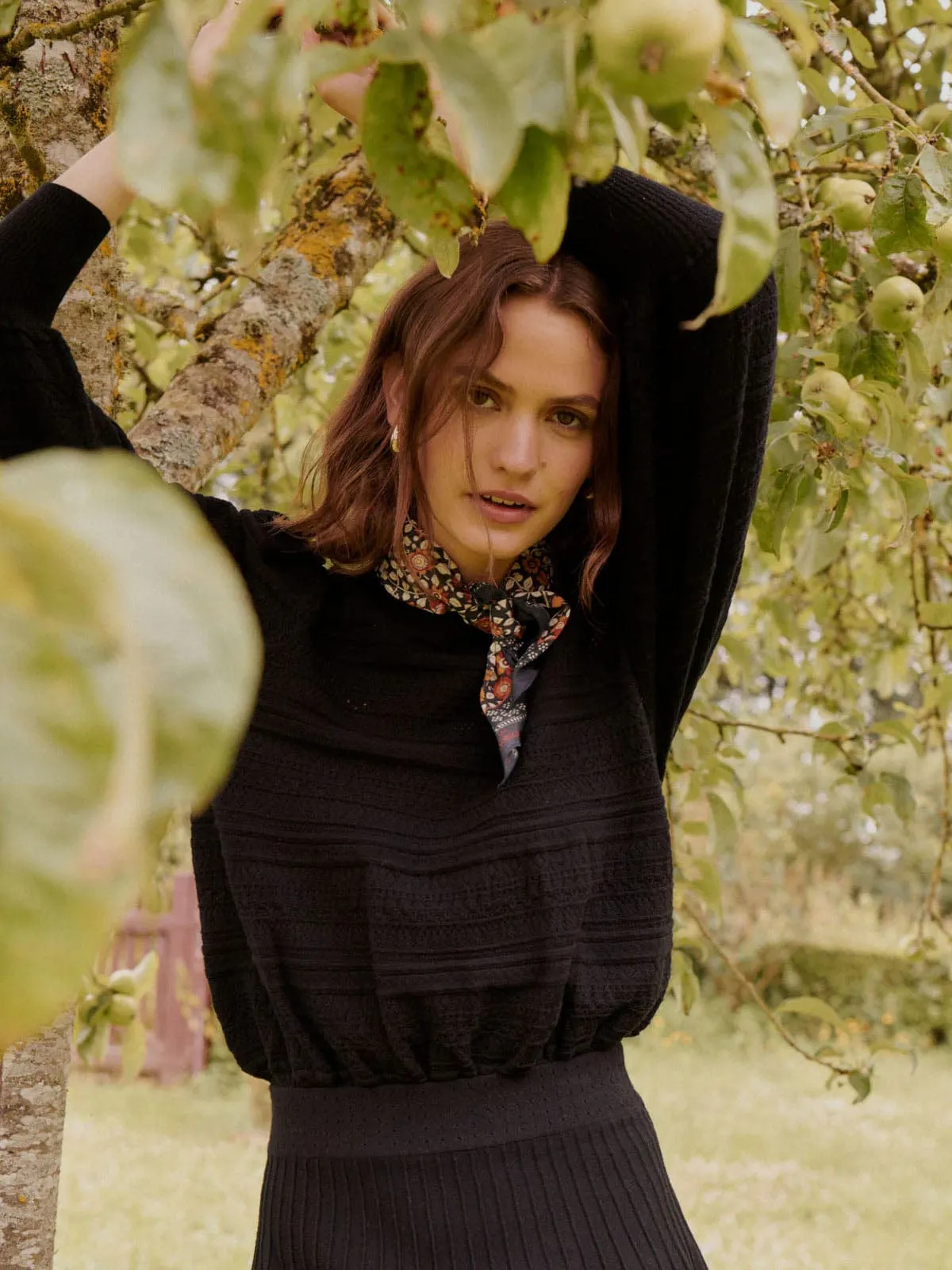 Light Crochet Knit - Black sold by iris