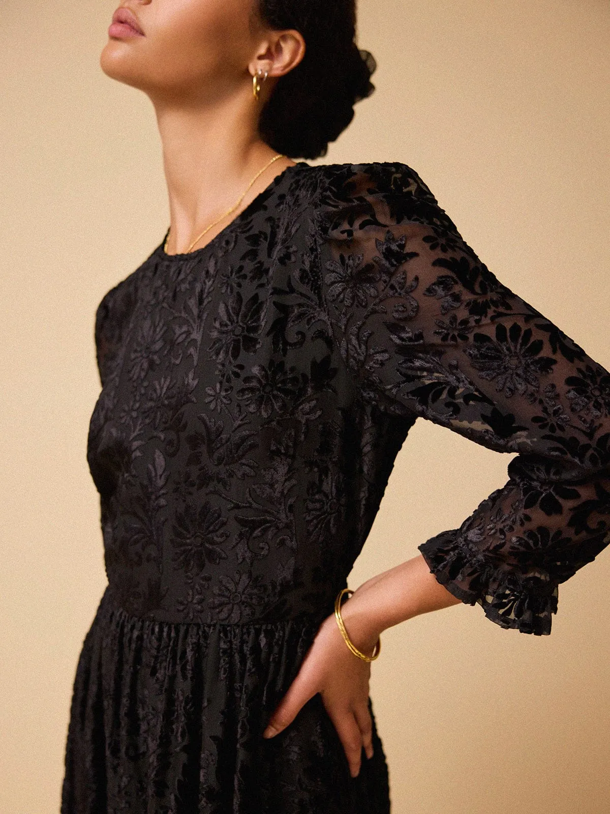 Velvet Shae Devore Maxi Dress - Black sold by iris product image thumbnail 3