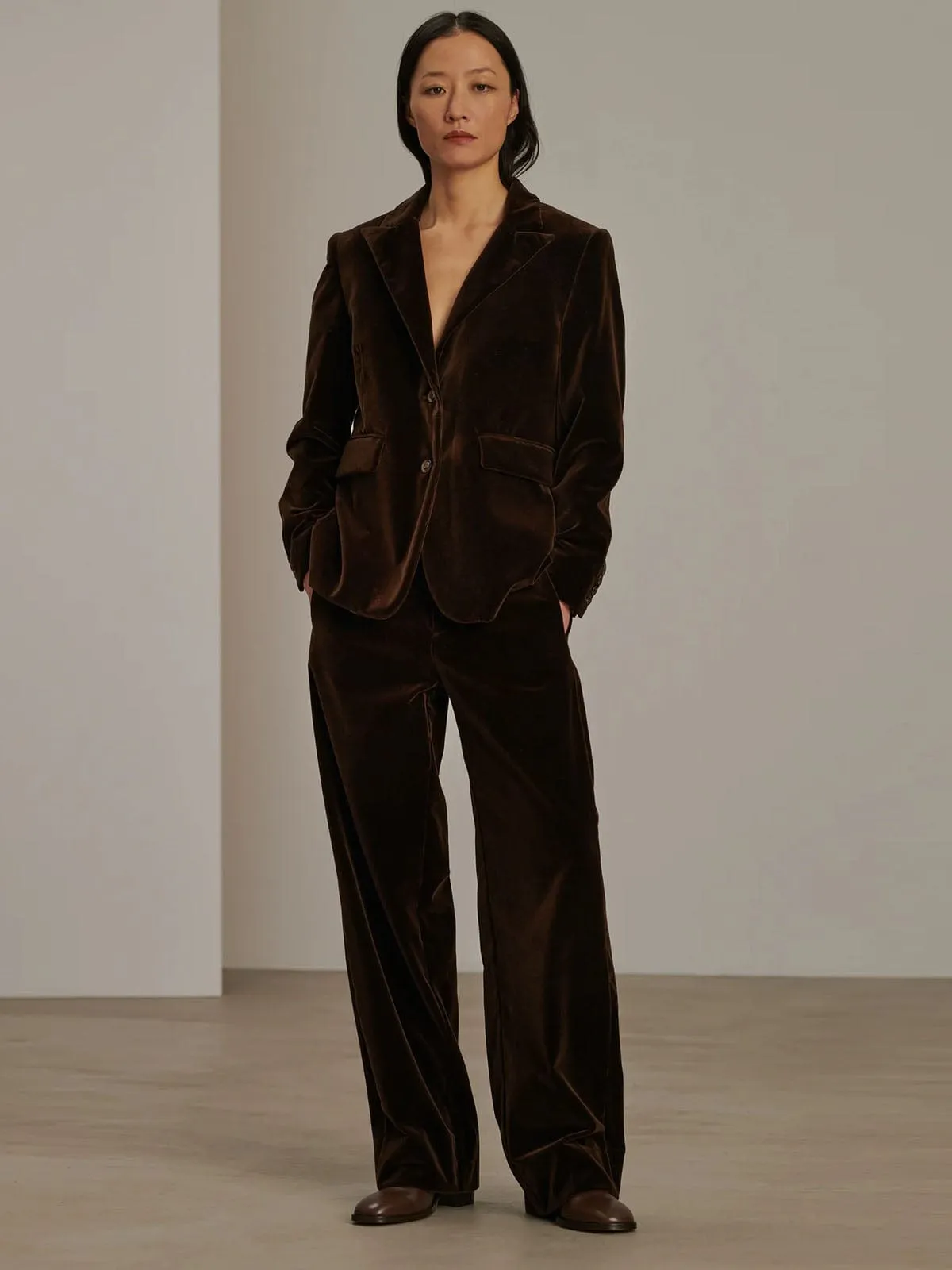 Cassiope Velvet Blazer – Maroon sold by iris product image thumbnail 4